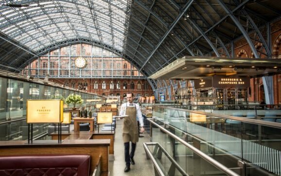 St Pancras Brasserie and Champagne Bar by Searcys