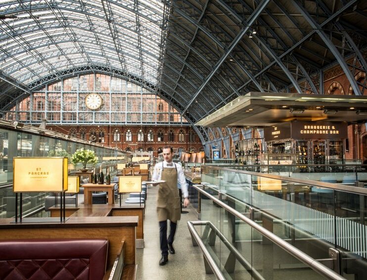 St Pancras Brasserie and Champagne Bar by Searcys