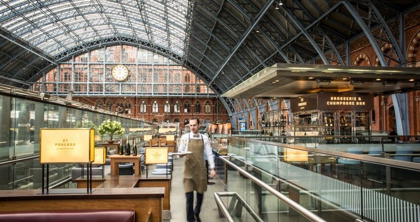 St Pancras Brasserie and Champagne Bar by Searcys