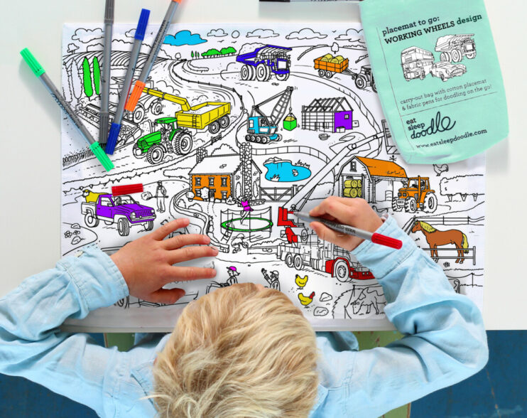 Minipreneurs Like To Colour & Learn up Trumps